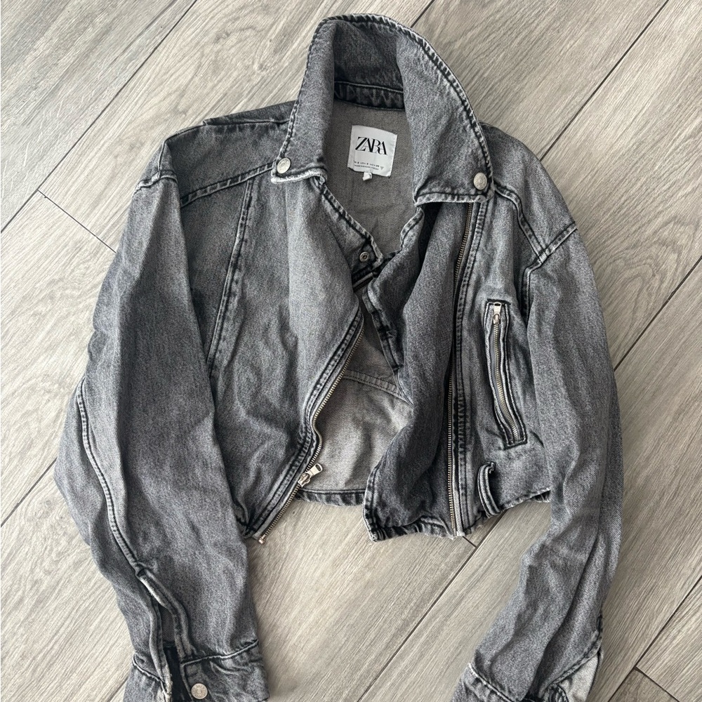 Zara Gray Belted Jacket